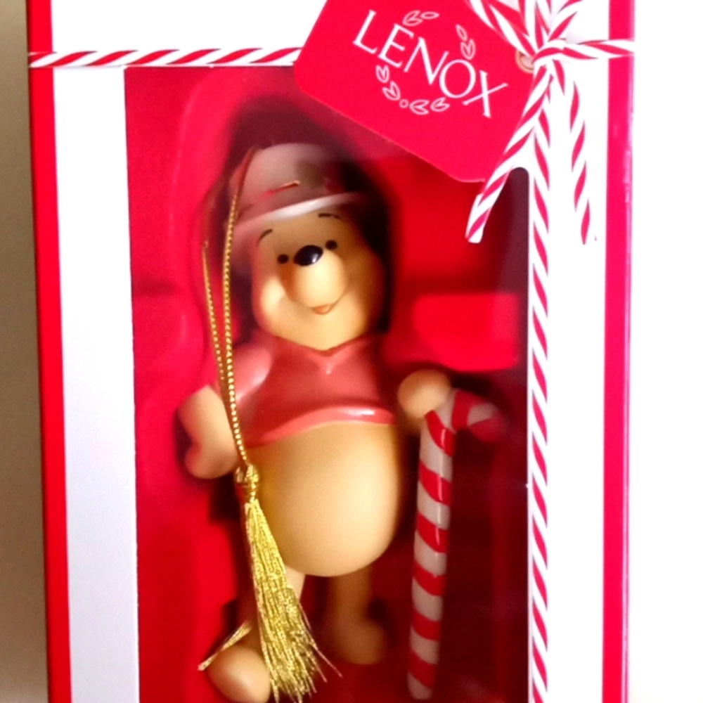 DISNEY AND LENOX CHRISTMAS CHEER POOH ORNAMENT - Picture 8 of 12